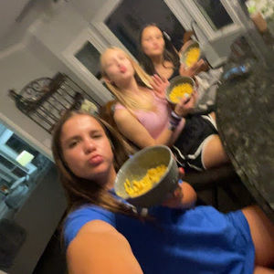 Meet your Posher, Jocelyn